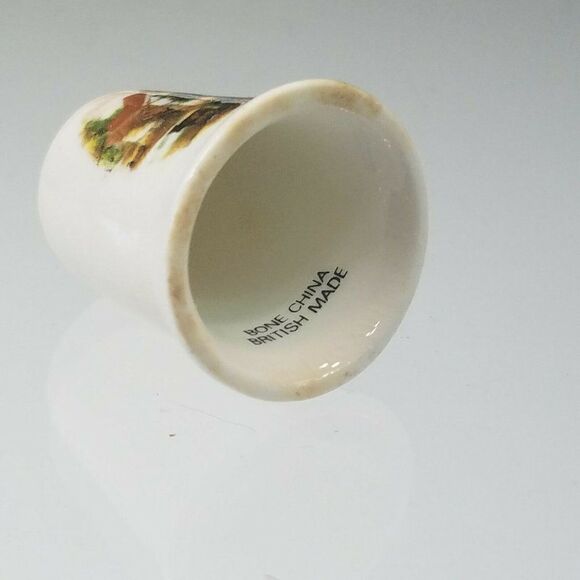 Vintage Thimble Bone China British Made Pastoral Country Scene Collectible - Picture 5 of 8